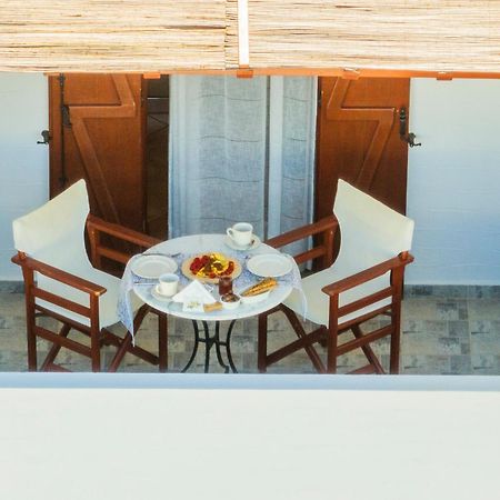 Ligaries Aparthotel Kini Ngoại thất bức ảnh