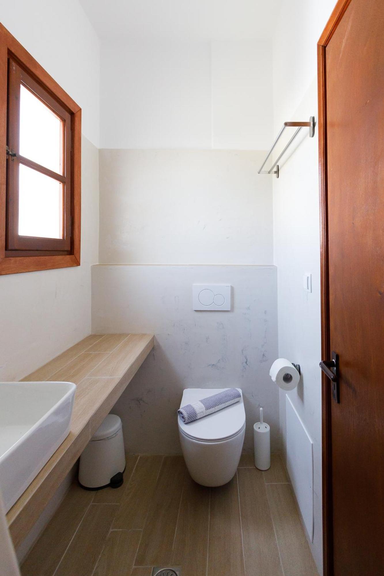 Ligaries Aparthotel Kini Ngoại thất bức ảnh