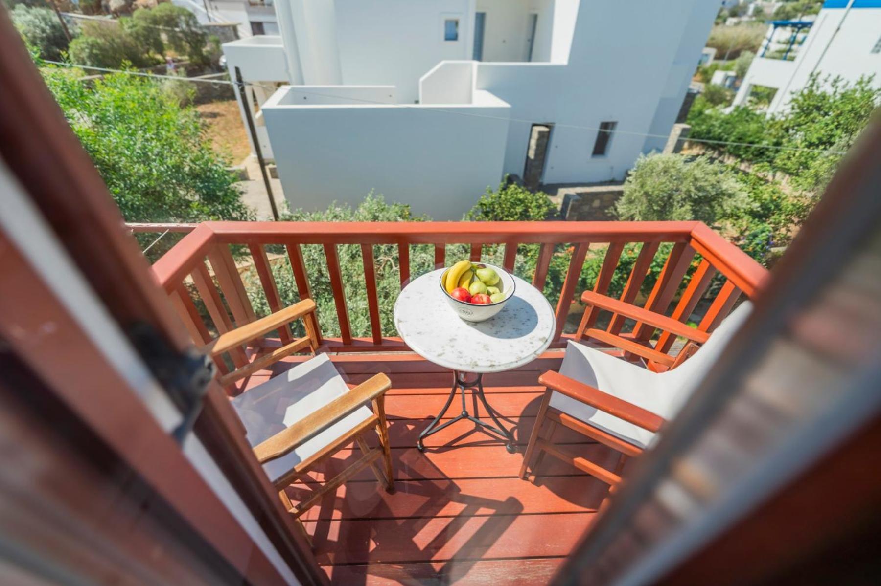 Ligaries Aparthotel Kini Ngoại thất bức ảnh