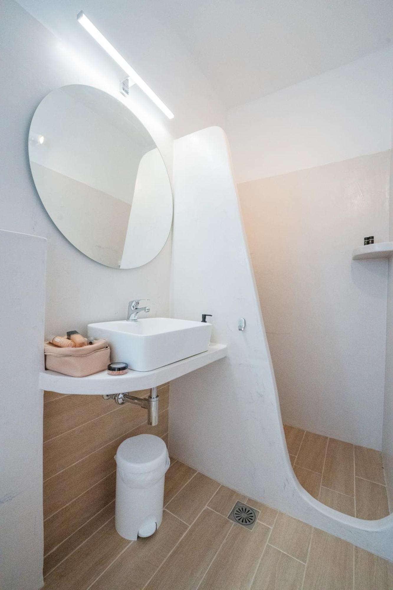 Ligaries Aparthotel Kini Ngoại thất bức ảnh